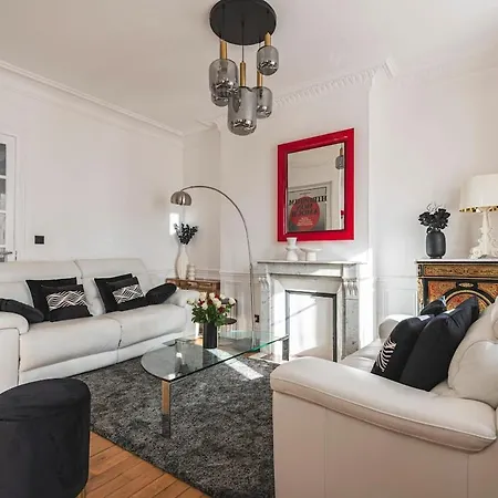 Le Gallery - Galerie D'art A Apartament *